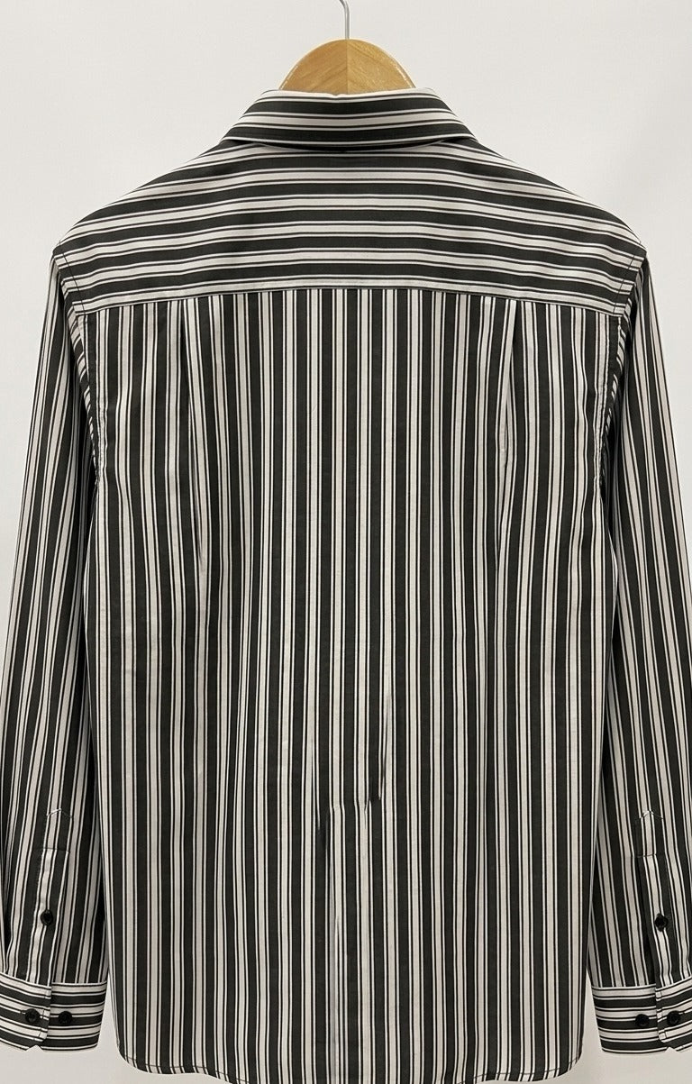 Premium Black and White Vertical Striped Casual Shirt for Men – Regular Fit Button-Down